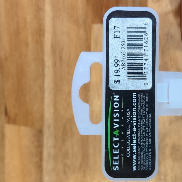 NWT Optitek Hi-Tech+2.50 readers - Picture 3 of 11